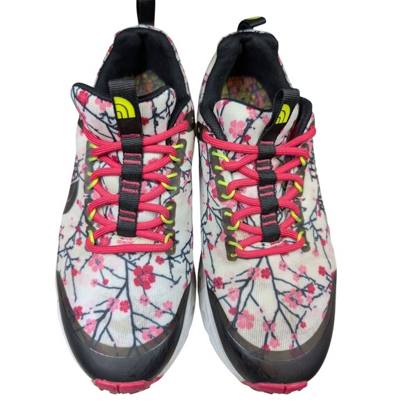 Women's The North Face Spreva Tokyo Cherry Blossom Print Black Size 7 Sneaker - Picture 7 of 12